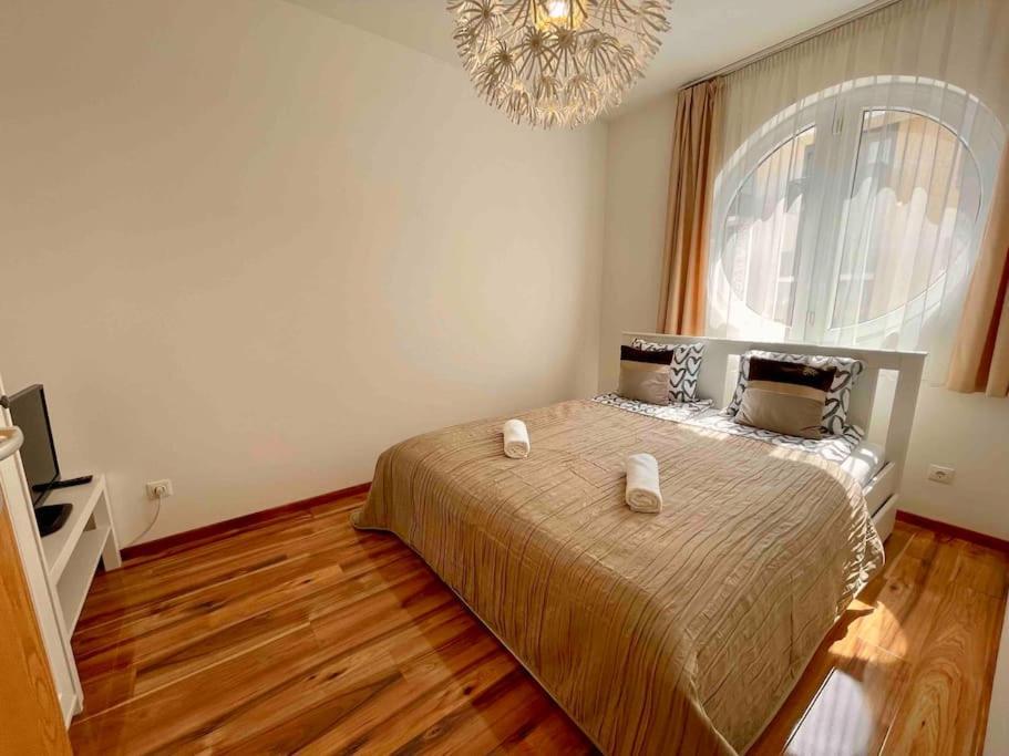 Tk Stylish Free Private Parking Garage Apartmán